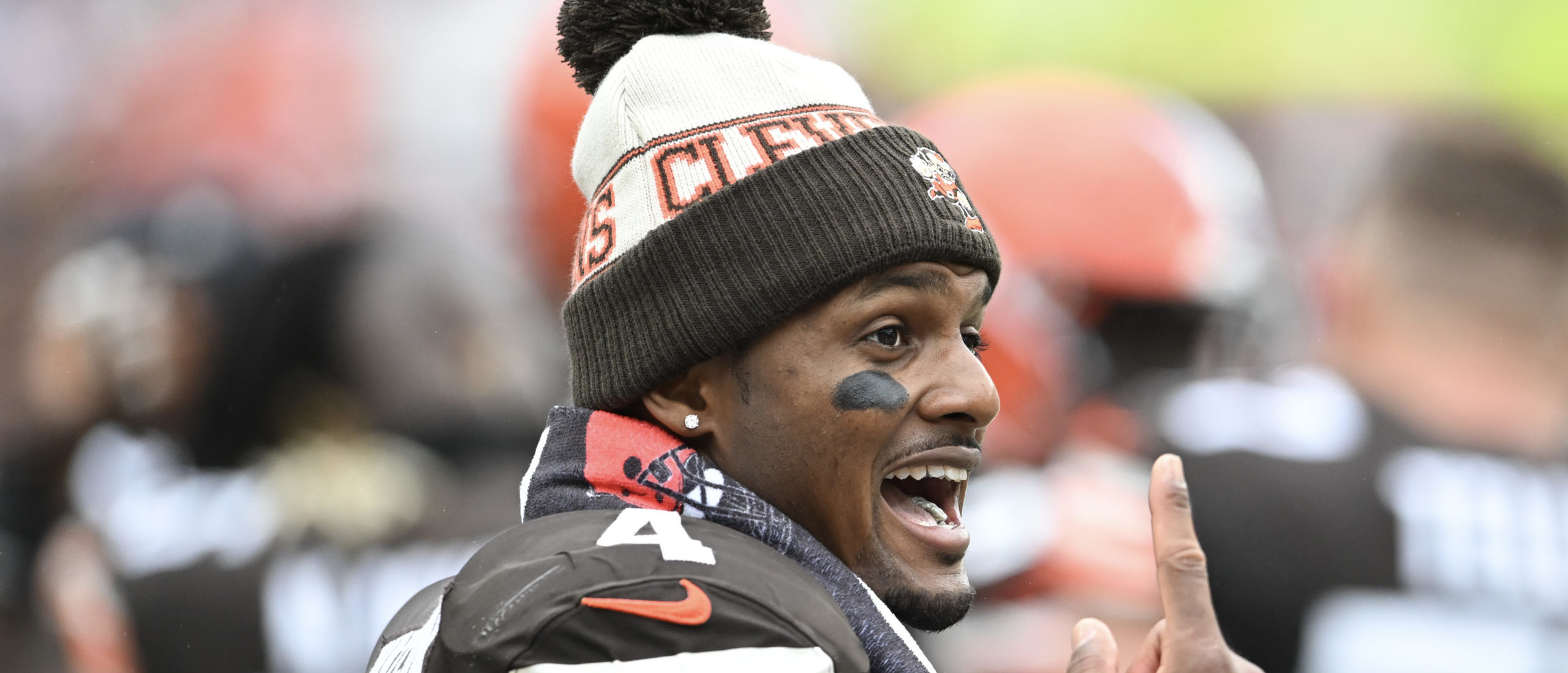 Cleveland Browns QB Deshaun Watson listed as questionable for game