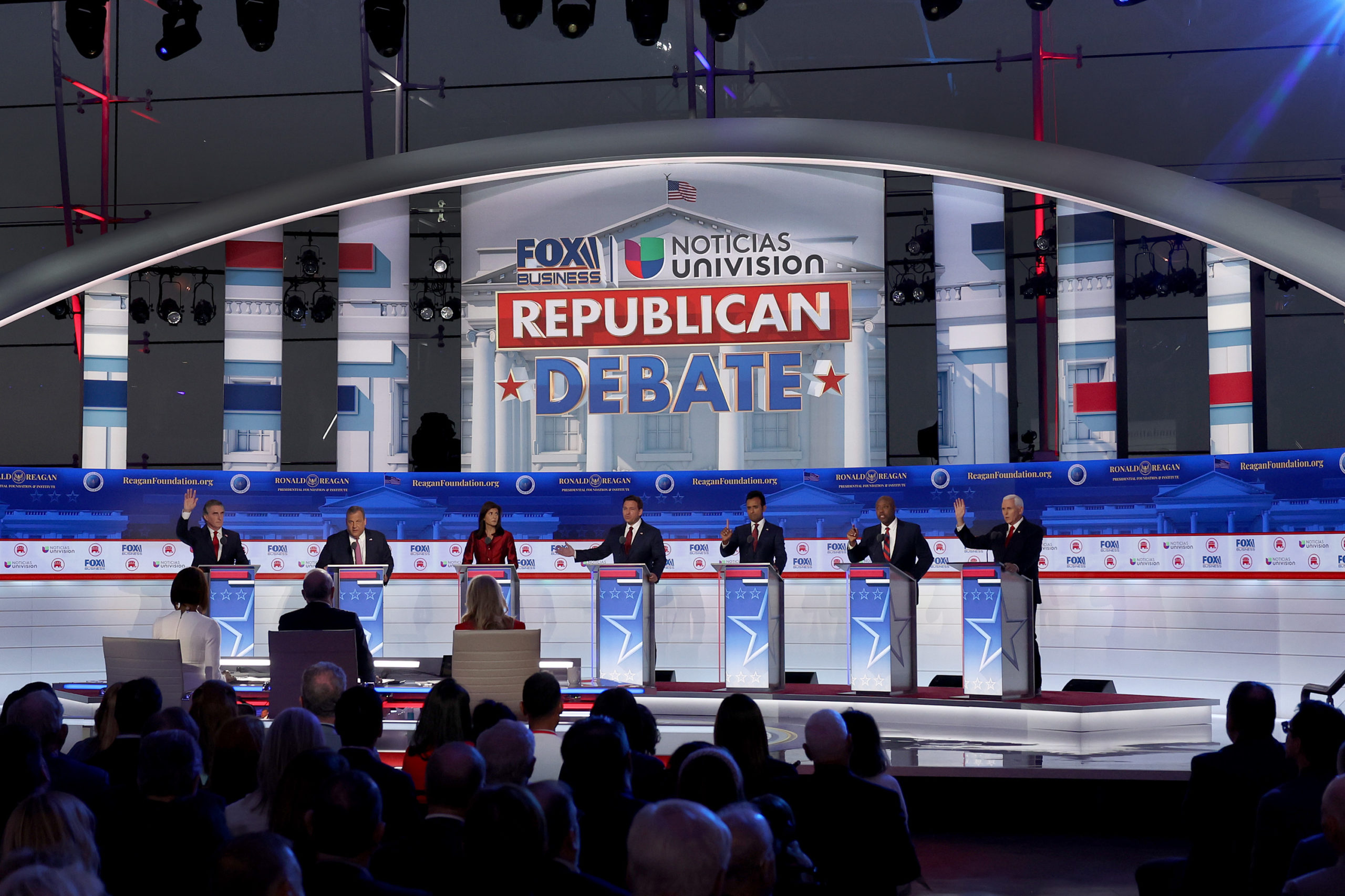 SIMI VALLEY, CALIFORNIA - SEPTEMBER 27: Republican presidential candidates (L-R), North Dakota Gov. Doug Burgum, former New Jersey Gov. Chris Christie, former U.N. Ambassador Nikki Haley, Florida Gov. Ron DeSantis, Vivek Ramaswamy, U.S. Sen. Tim Scott (R-SC) and former U.S. Vice President Mike Pence participate in the FOX Business Republican Primary Debate at the Ronald Reagan Presidential Library on September 27, 2023 in Simi Valley, California. Seven presidential hopefuls squared off in the second Republican primary debate as former U.S. President Donald Trump, currently facing indictments in four locations, declined again to participate. (Photo by Justin Sullivan/Getty Images)
