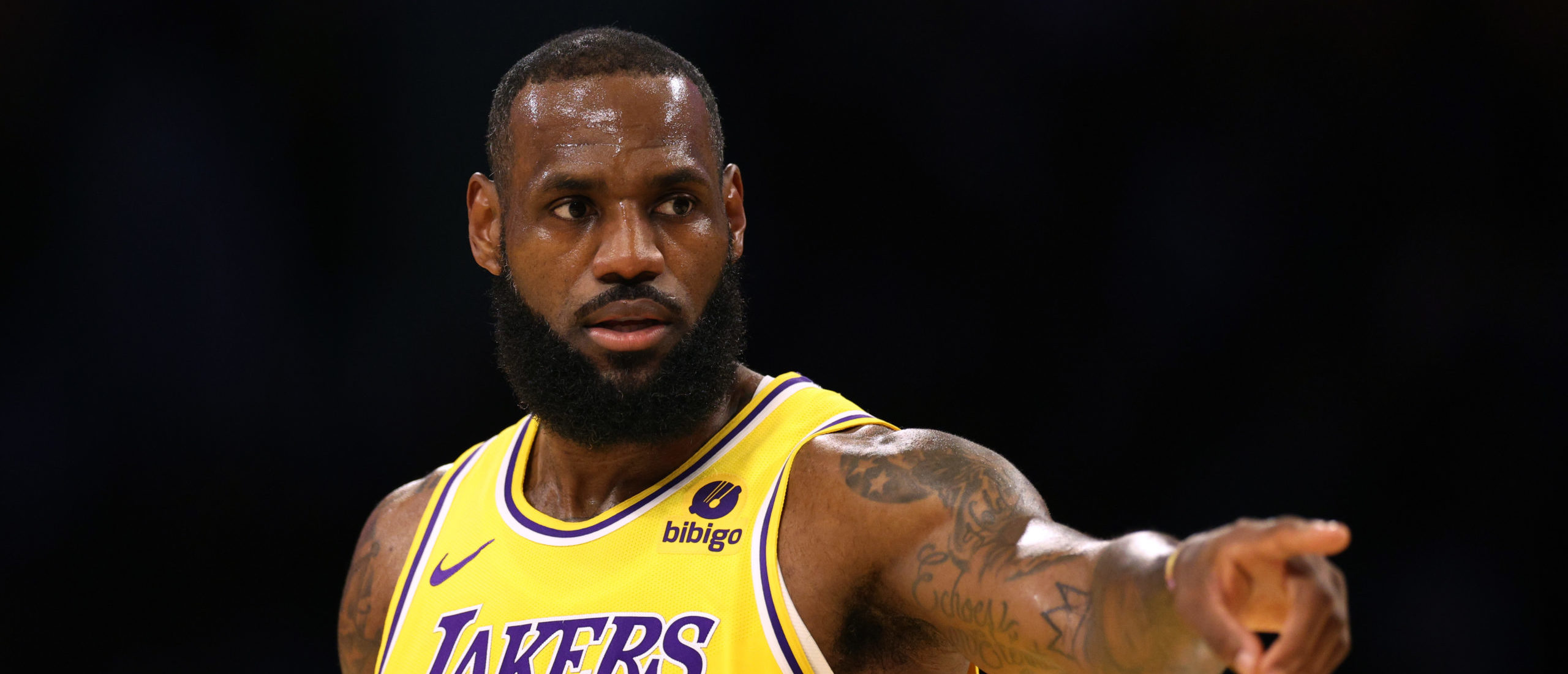 Whicker: LeBron James' friends and schoolmates tried to keep it real for  the imminent King – Orange County Register