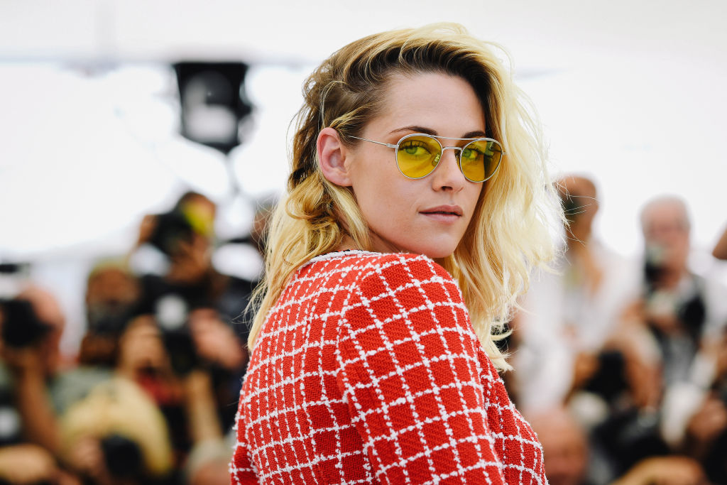CANNES, FRANCE - MAY 24: (EDITORS NOTE: Image has been digitally enhanced.) Kristen Stewart attends the photocall for "Crimes Of The Future" during the 75th annual Cannes film festival at Palais des Festivals on May 24, 2022 in Cannes, France. (Photo by Pascal Le Segretain/Getty Images)