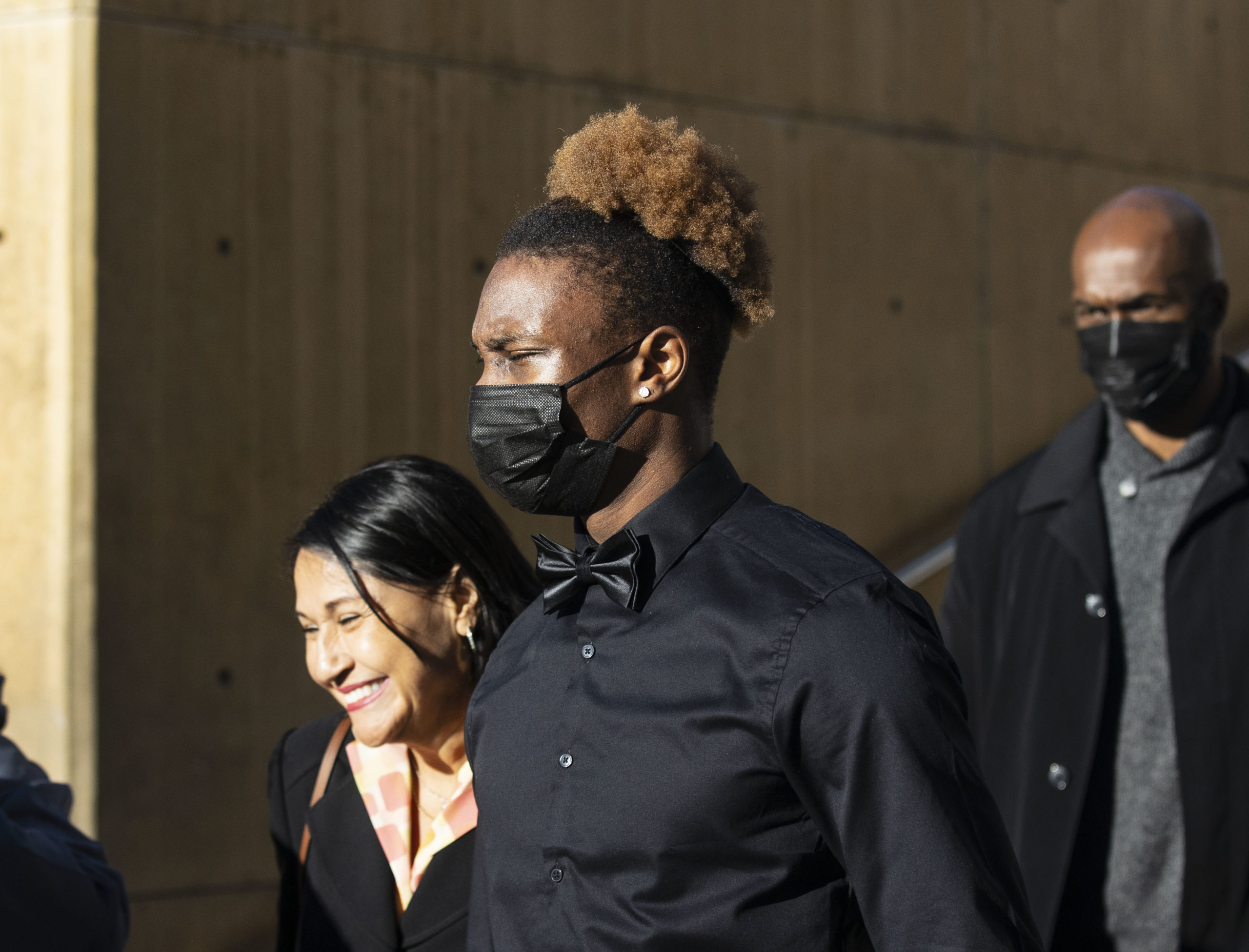 LAS VEGAS, NEVADA - NOVEMBER 22: Former Las Vegas Raiders player Henry Ruggs III leaves court after an appearance at the Regional Justice Center on November 22, 2021 in Las Vegas, Nevada. Ruggs has been ordered to wear an ankle monitor to measure his alcohol level after he missed a court-ordered test. Ruggs faces DUI charges after a fatal car crash. Bizuayehu Tesfaye-Pool/Getty Images