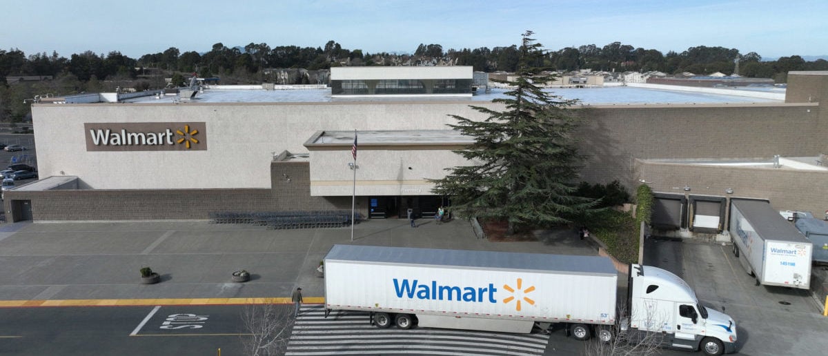FACT CHECK: No, A Walmart In TN Has Not Set Up Portable Toilets Outside For Migrants