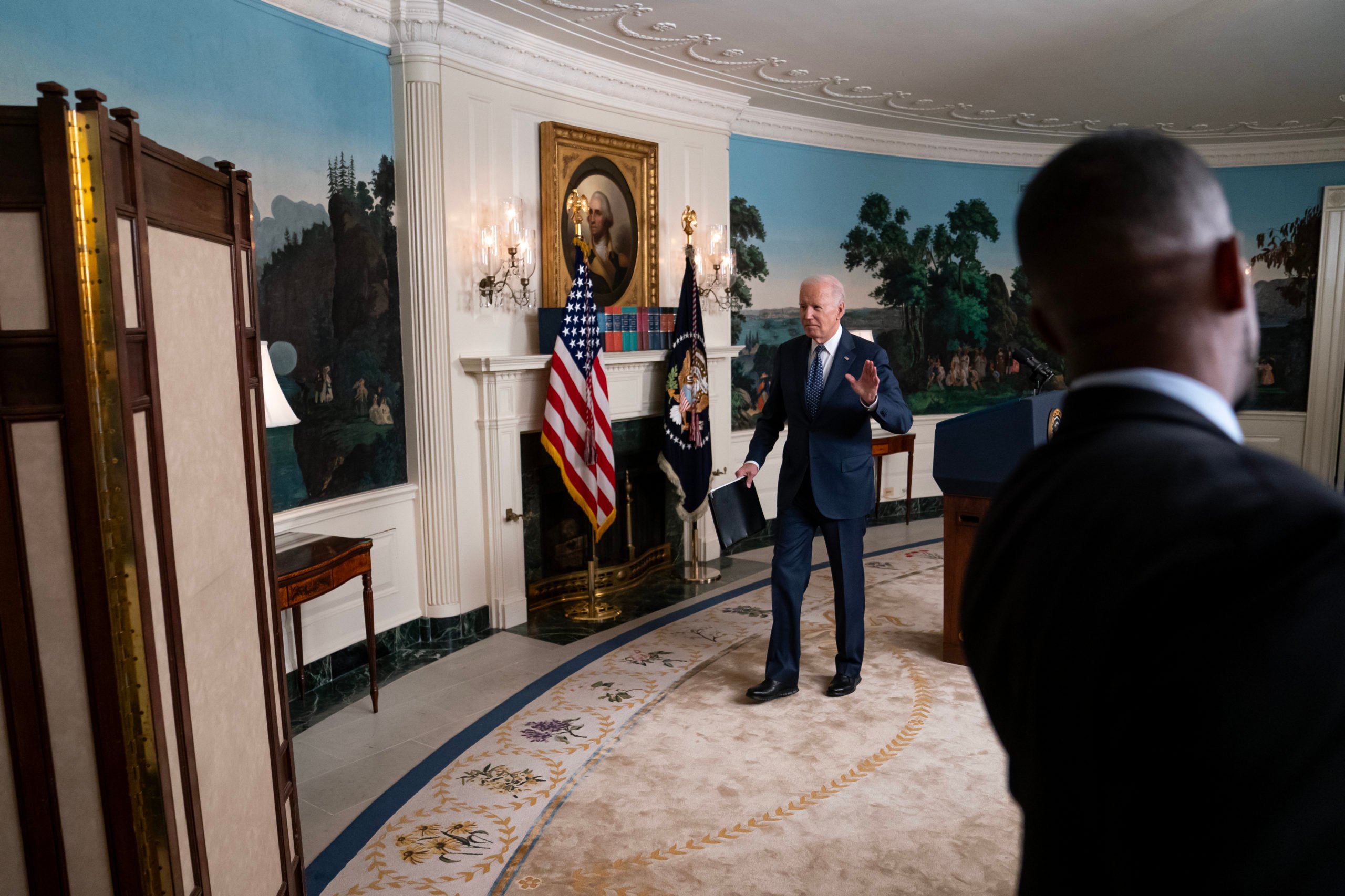  U.S. President Joe Biden departs after delivering remarks in the Diplomatic Reception Room of the White House on February 8, 2024 in Washington, DC. Biden addressed the Special Counsel's report on his handling of classified material, and the status of the war in Gaza. (Photo by Nathan Howard/Getty Images)