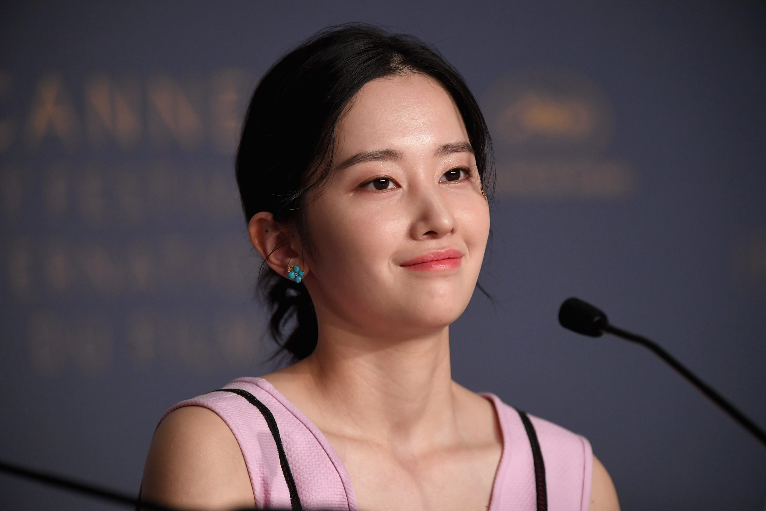 CANNES, FRANCE - MAY 17: Jong-seo Jeon attends the "Burning" Press Conference during the 71st annual Cannes Film Festival at Palais des Festivals on May 17, 2018 in Cannes, France. Getty Images/Getty Images