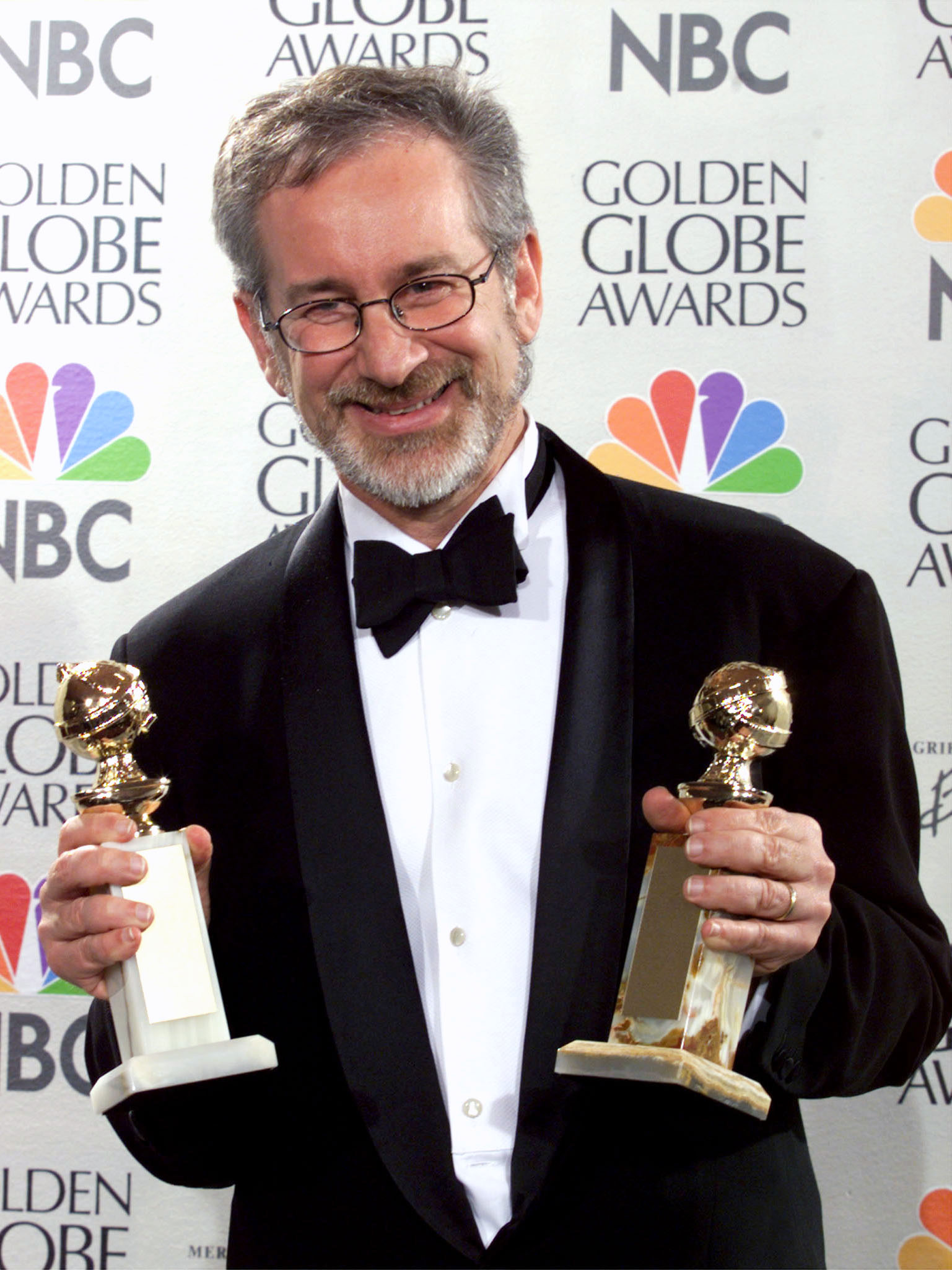 FILE PHOTO 24JAN99 - Oscar-winning director Steven Spielberg had one of his kidneys removed after doctors found an "irregularity" on the organ, his spokesman said on Monday. Spielberg, shown with his Golden Globe awards January 24, 1999, was back at home recuperating following the surgery, the filmmaker's spokesman, Marvin Levy, said. HB/