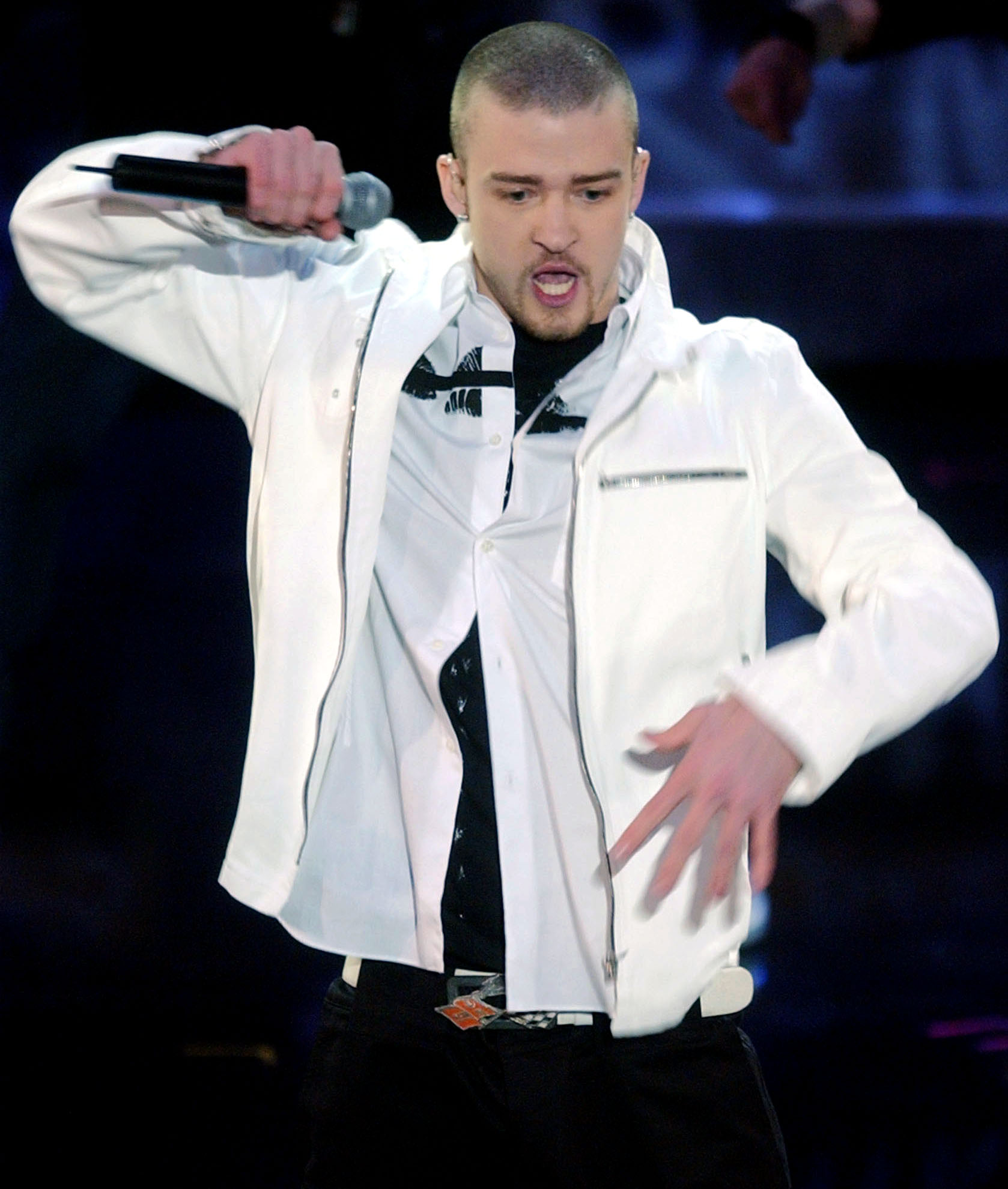 Justin Timberlake performs a medley of "Cry Me A River/Rock Your Body/Like I Love You," at the 17th annual Soul Train Music Awards, which was broadcast live in first-run national syndication on March 1, 2003 from the Pasadena Civic Auditorium in Pasadena, California. REUTERS/Jim Ruymen JR