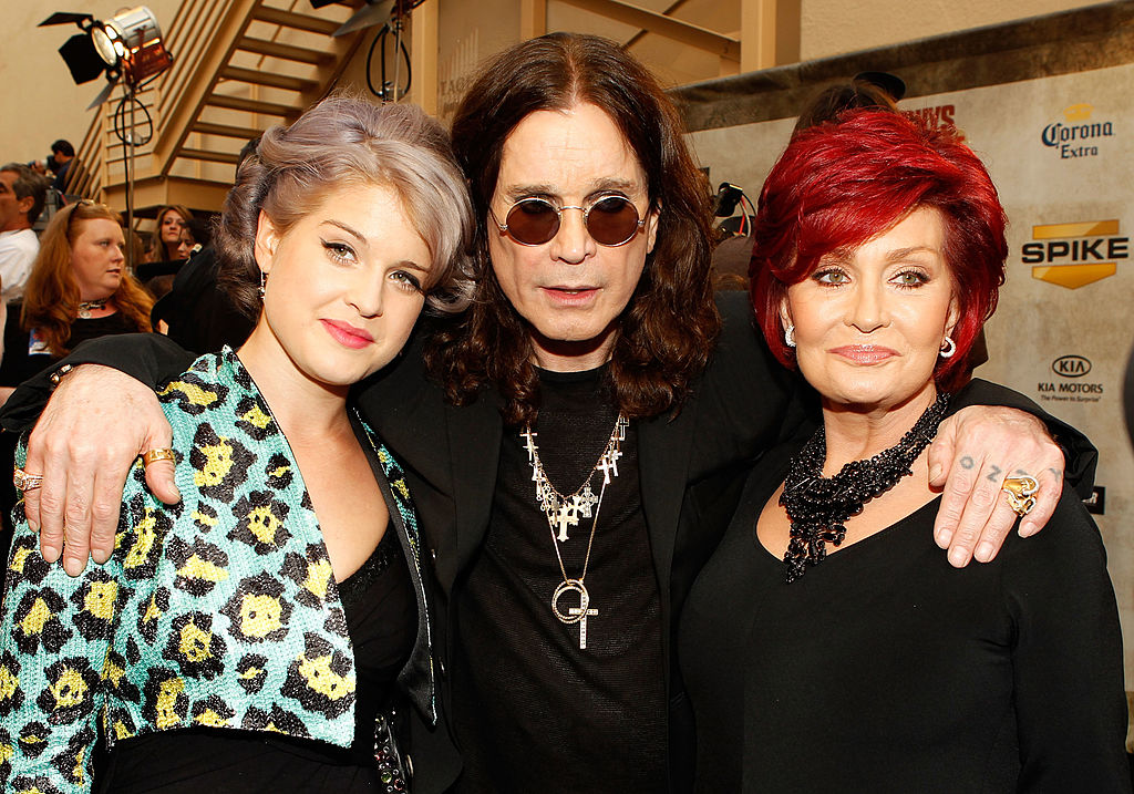 LOS ANGELES, CA - JUNE 05: Musician Kelly Osbourne, musician Ozzy Osbourne and Sharon Osbourne arrive at Spike TV's 4th Annual "Guys Choice Awards" held at Sony Studios on June 5, 2010 in Los Angeles, California. (Photo by Christopher Polk/Getty Images)
