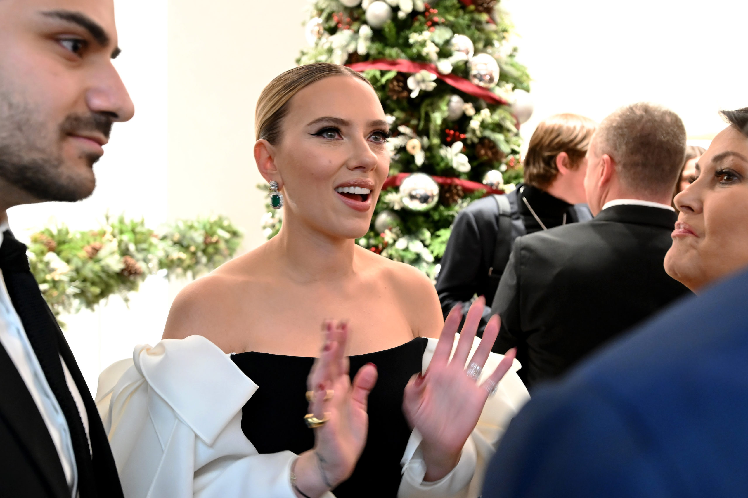 NEW YORK, NEW YORK - DECEMBER 06: Scarlett Johansson and guests attend the David Yurman Scarlett Johansson Event at David Yurman 57th St on December 06, 2023 in New York City. (Photo by Noam Galai/Getty Images for David Yurman )