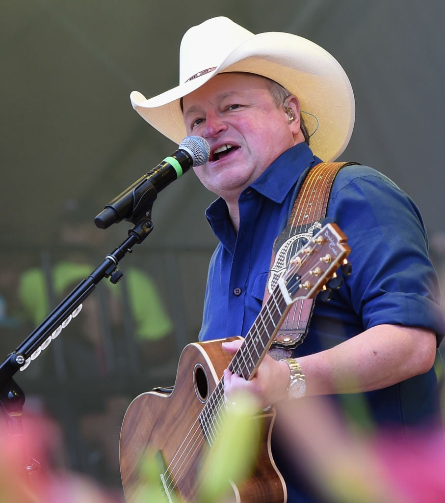 TWIN LAKES, WI - JULY 21: Singer/Songwriter Mark Chesnutt perform during Country Thunder - Day 3 on July 21, 2018 in Twin Lakes, Wisconsin. (Photo by Rick Diamond/Getty Images for Country Thunder)