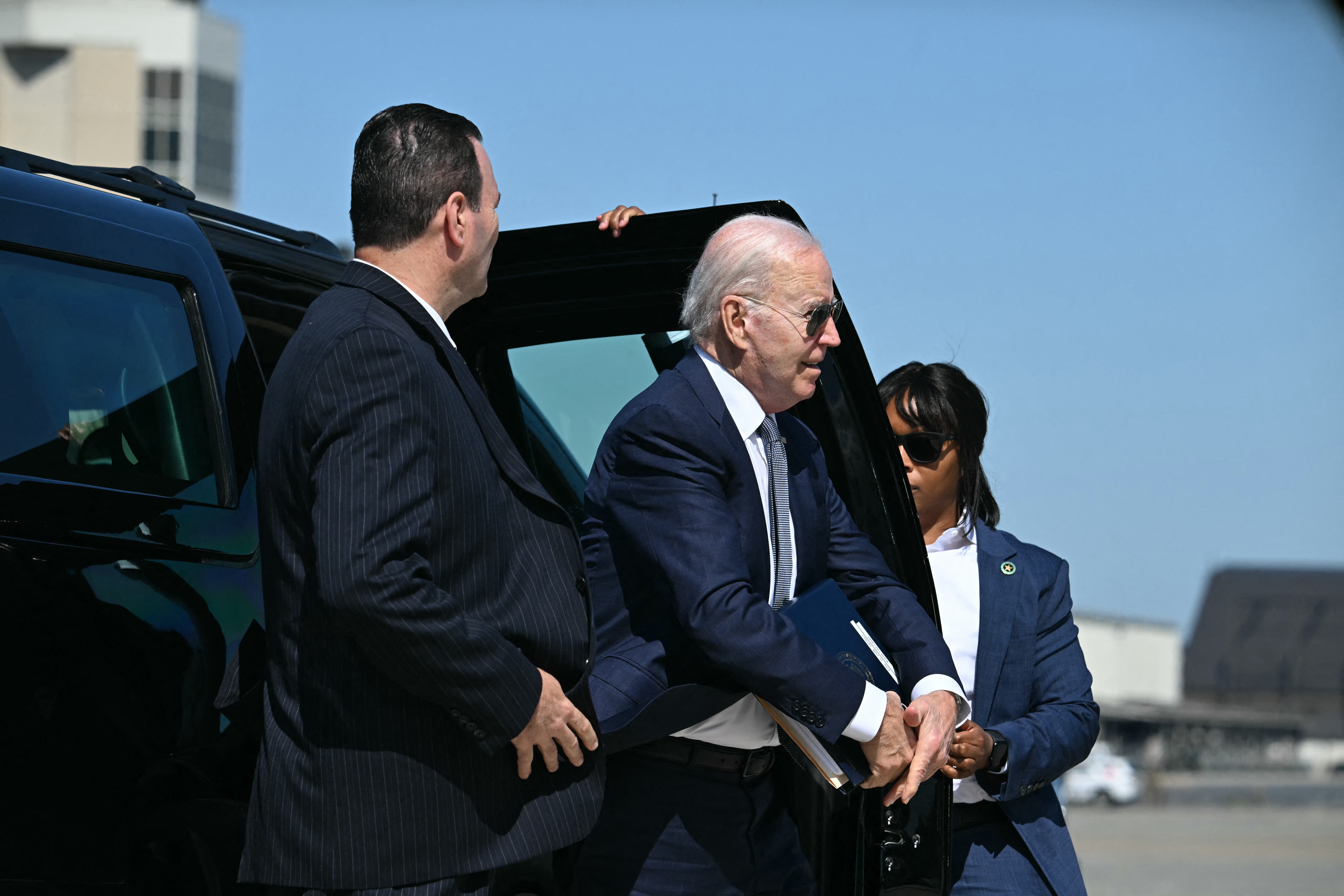 US President Joe Biden exits his motorcade and walks to board Air Force One enroute to Washington, DC at Dover Air Force Base in Dover, Delaware on May 31, 2024. (Photo by Jim WATSON / AFP) (Photo by JIM WATSON/AFP via Getty Images)