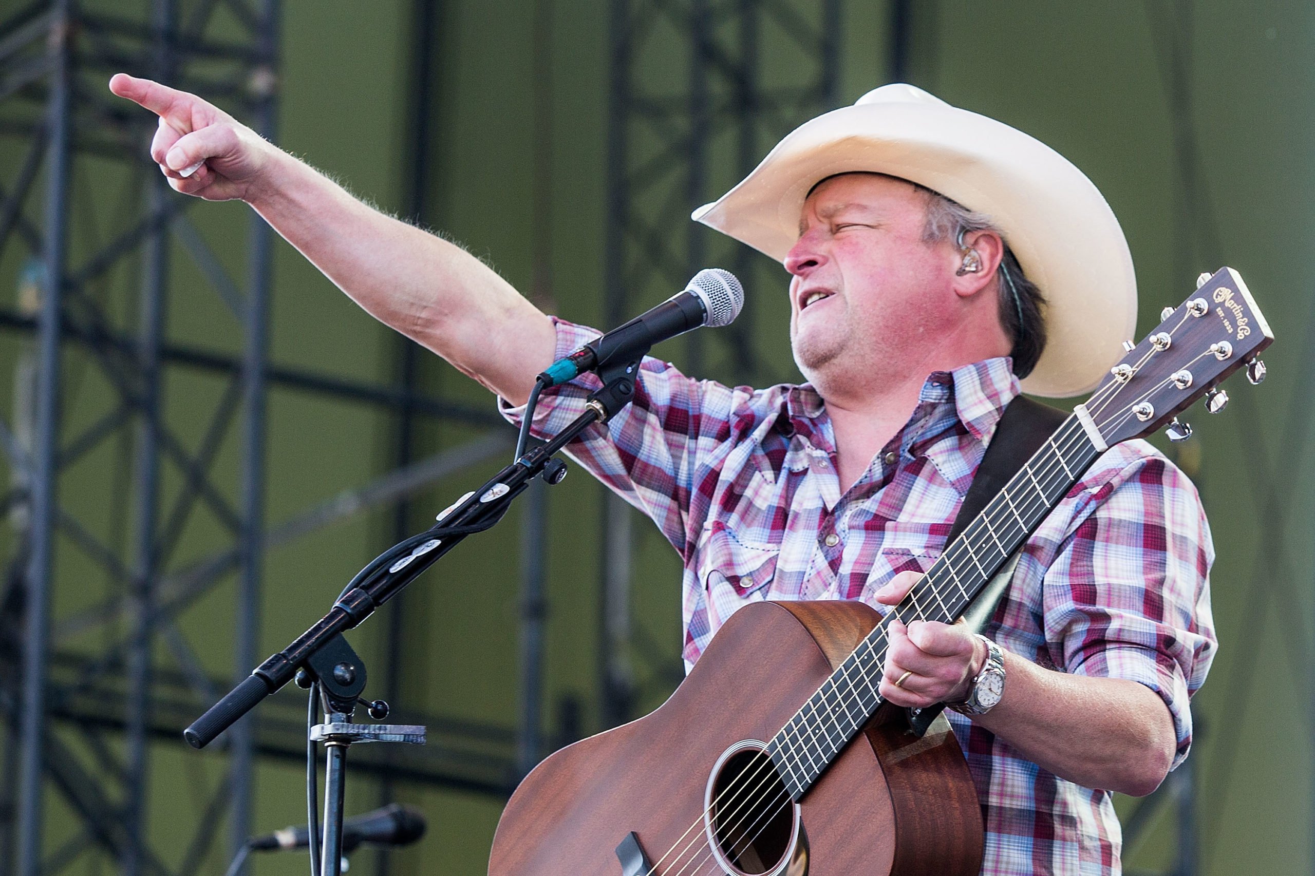 GEORGE, WA - AUGUST 01: Mark Chesnutt performs at the Watershed Music Festival at The Gorge on August 1, 2015 in George, Washington. (Photo by Suzi Pratt/FilmMagic/Getty Images)