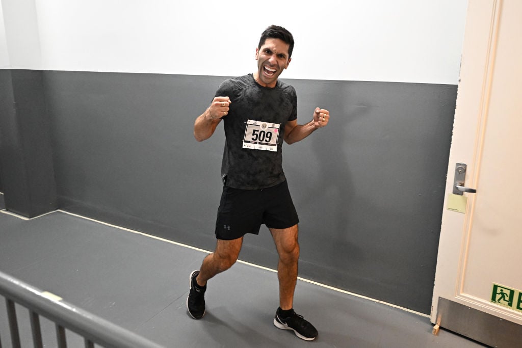 NEW YORK, NEW YORK - OCTOBER 06: Nev Schulman participates in the 44th Annual Empire State Building Run-Up, Sponsored by Turkish Airlines at The Empire State Building on October 06, 2022 in New York City. (Photo by Dave Kotinsky/Getty Images for Empire State Realty Trust )