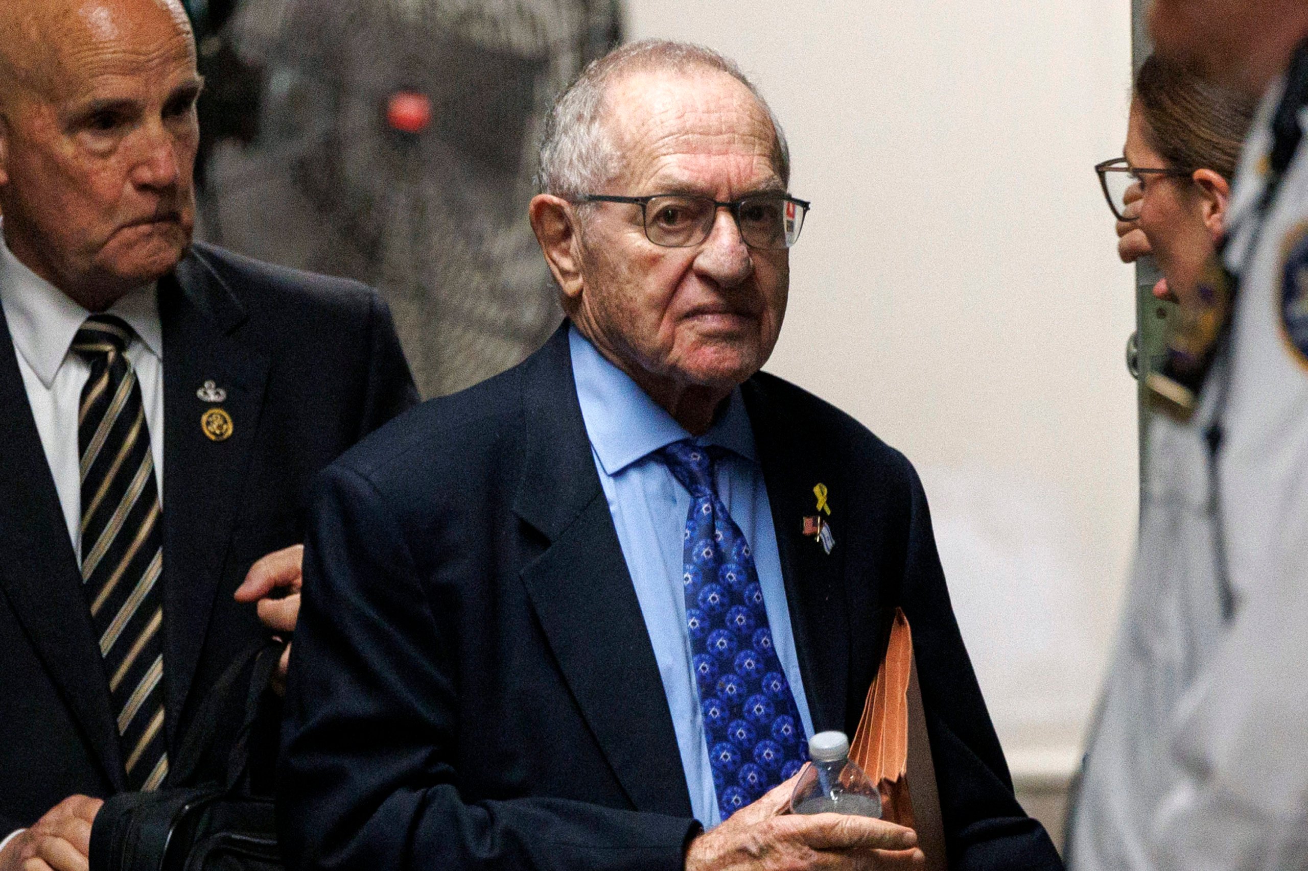 NEW YORK, NEW YORK - MAY 20: American lawyer Alan Dershowitz returns to the courtroom during Former President Donald Trump's trial for allegedly covering up hush money payments at Manhattan Criminal Court on May 20, 2024 in New York City. Former U.S. President Donald Trump faces 34 felony counts of falsifying business records in the first of his criminal cases to go to trial. (Photo by Sarah Yenesel-Pool/Getty Images)