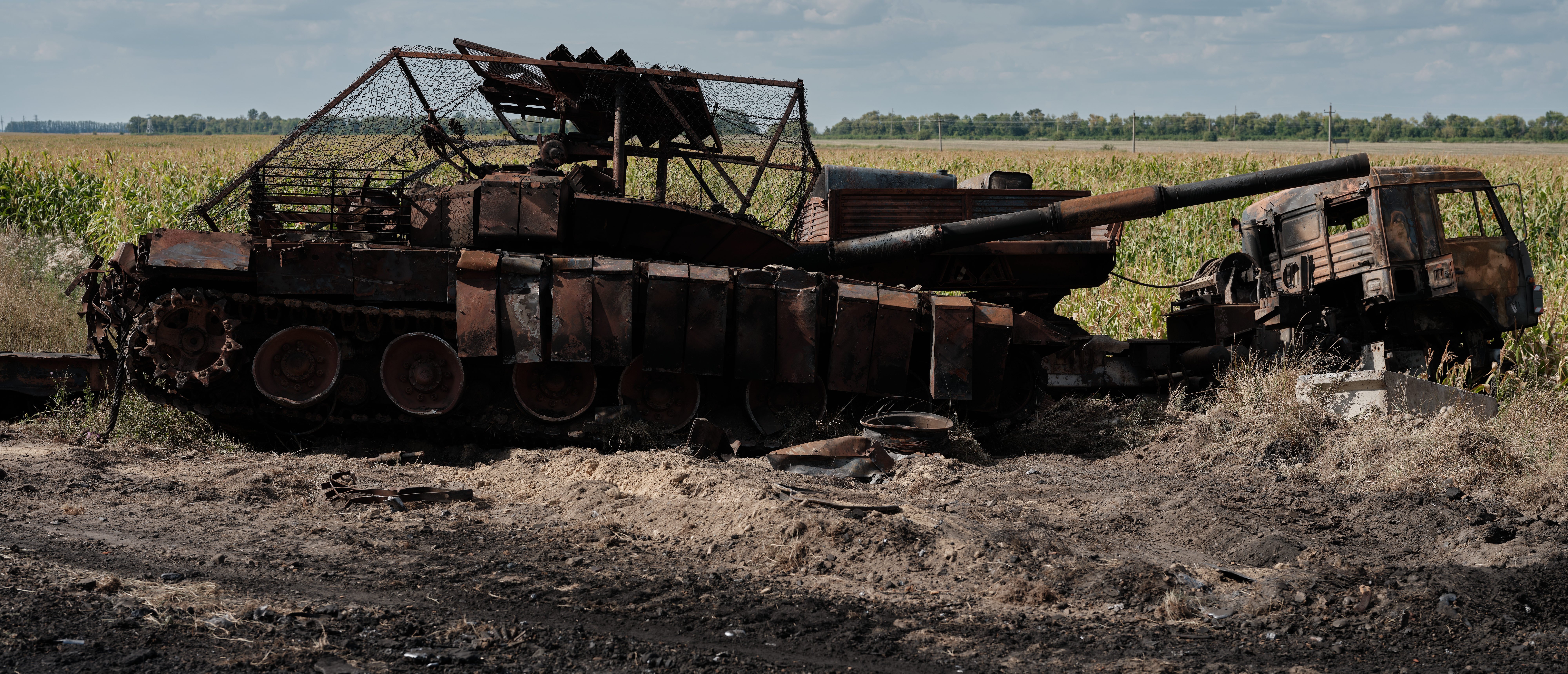 FACT CHECK: Post Claims To Show A T-14 Armata Tank In Ukraine