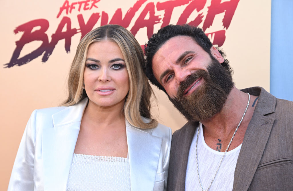 SANTA MONICA, CALIFORNIA - AUGUST 26: (L-R) Carmen Electra and Jeremy Jackson attend the premiere of ABC News Studios docuseries "After Baywatch: Moment in the Sun" at The Bungalow on August 26, 2024 in Santa Monica, California. (Photo by Michael Tullberg/Getty Images)