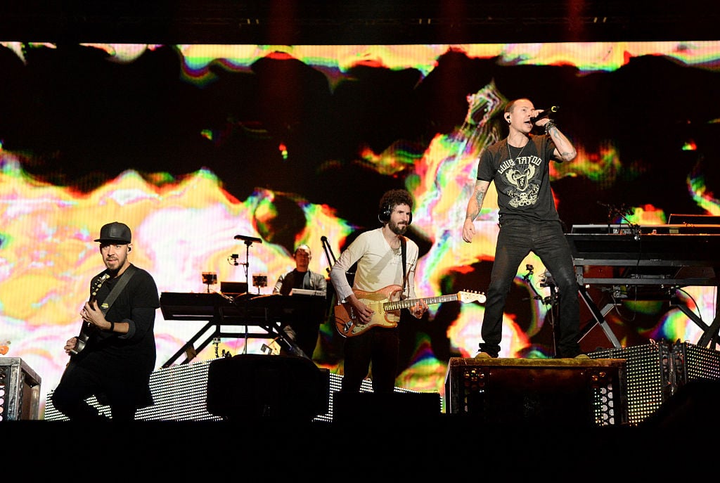 LAS VEGAS, NV - MAY 09: (L-R) Musicians Mike Shinoda, Rob Bourdon, Brad Delson and Chester Bennington of Linkin Park perform onstage during Rock In Rio USA at the MGM Resorts Festival Grounds on May 9, 2015 in Las Vegas, Nevada. (Photo by Kevin Mazur/Getty Images)